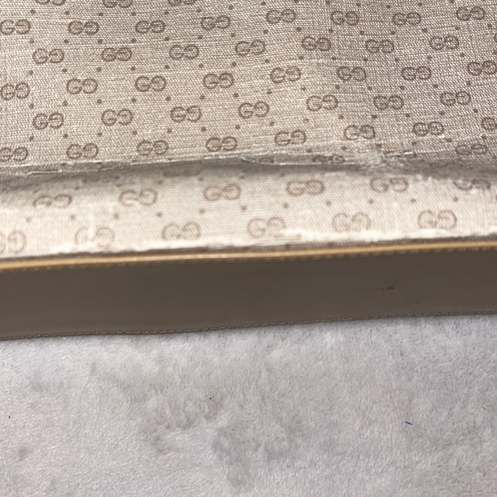 Gucci Vintage Micro GG Shoulder Bag Authenticated - Picture 14 of 17